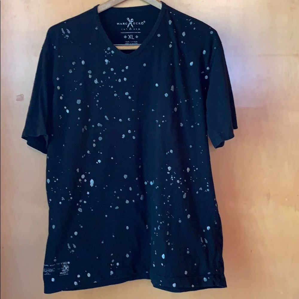 Very cute silver paint-like dots